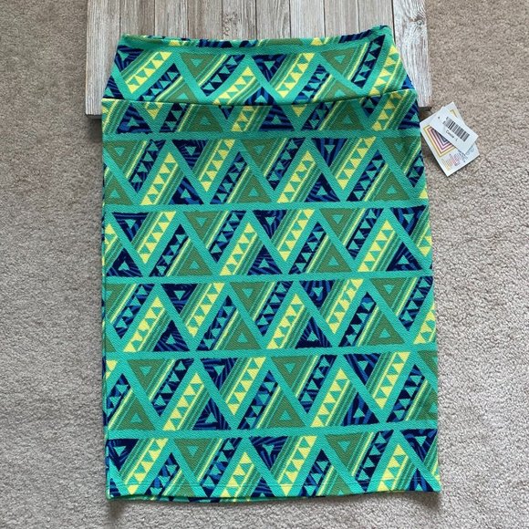 LuLaRoe Cassie L Green Yellow Blue Geometric Pattern Pencil Skirt NWT - Picture 10 of 13